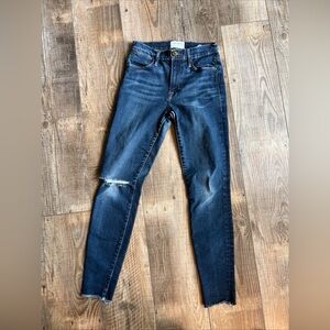 Frame Denim Blue Skinny Jeans with Subtle Distressing